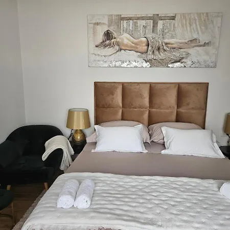 Charming 4* In Supetar's Old Center Apartamento Supetar